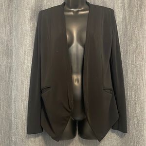 Bcbgeneration Black jacket with welt pockets in front